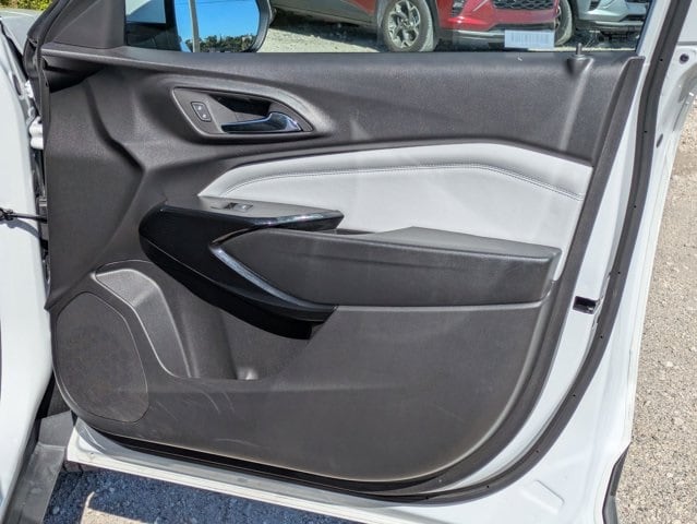 Thumbnail: 2025 Chevrolet Trax - 30