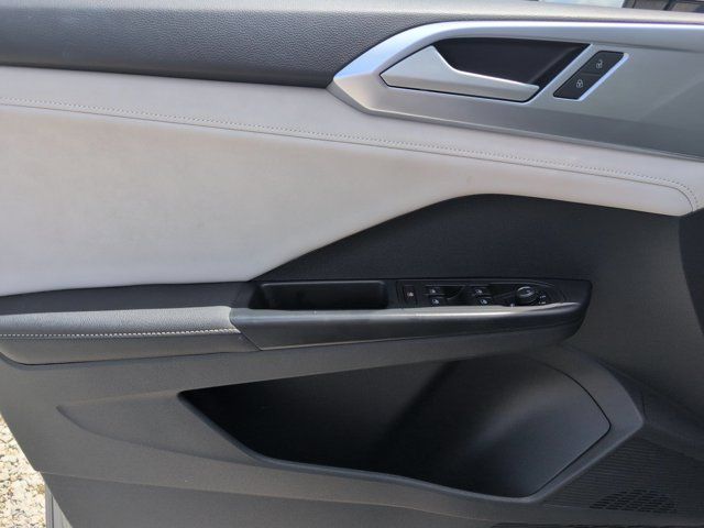 Thumbnail: 2025 Volkswagen Taos - 11