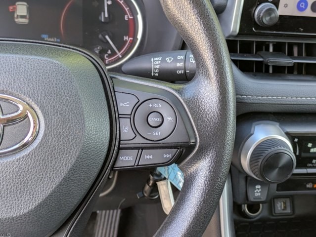 Thumbnail: 2024 Toyota RAV4 - 18