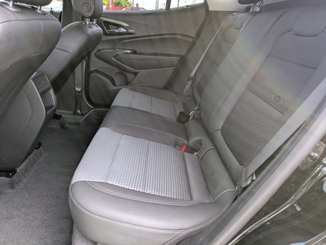 Thumbnail: 2025 Chevrolet Trax - 28