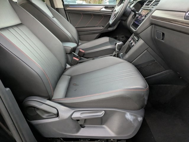 Thumbnail: 2024 Volkswagen Tiguan - 25