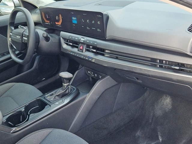 Thumbnail: 2025 Kia K4 - 32