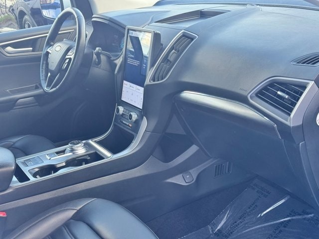 Thumbnail: 2022 Ford Edge - 31