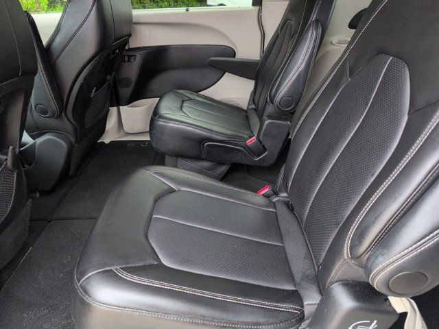 Thumbnail: 2024 Chrysler Pacifica - 27