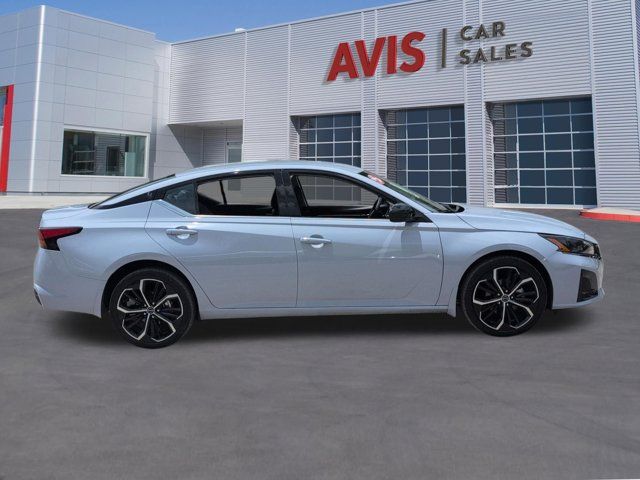 Thumbnail: 2025 Nissan Altima - 5