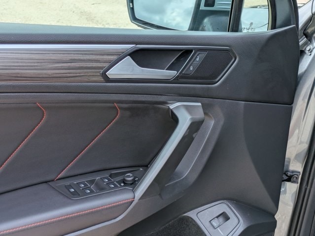 Thumbnail: 2024 Volkswagen Tiguan - 3