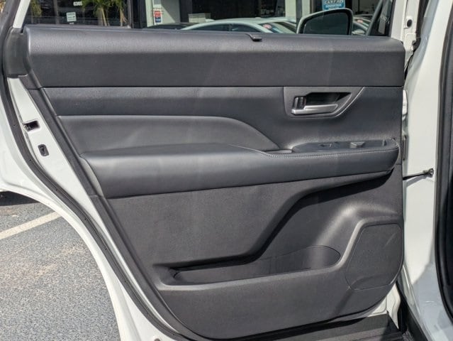 Thumbnail: 2025 Toyota Grand Highlander - 20