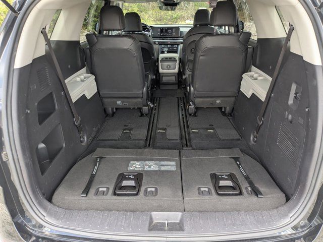 Thumbnail: 2024 Kia Carnival - 25