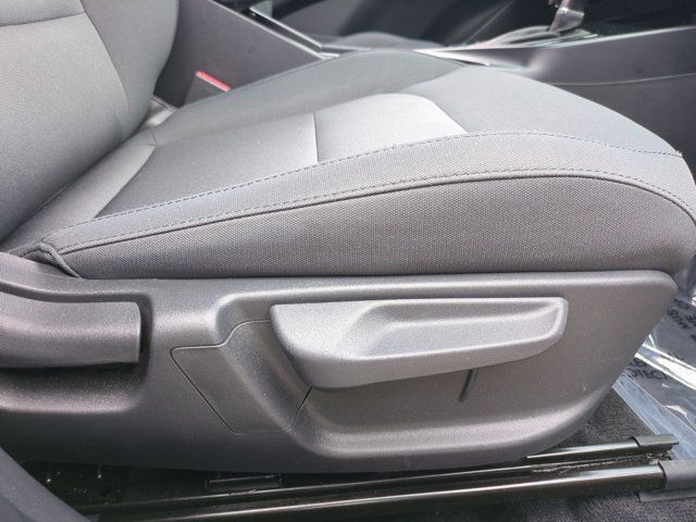 Thumbnail: 2025 Kia Niro - 33