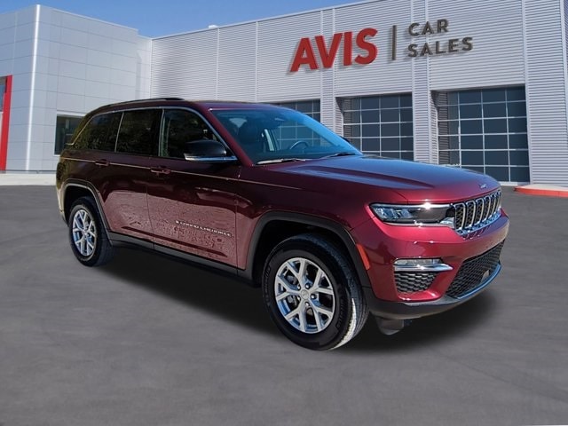 2023 Jeep Grand Cherokee Limited Edition 3