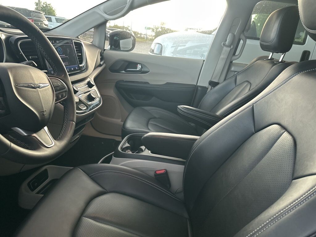 Certified 2024 Chrysler Pacifica Touring L Van Passenger Van