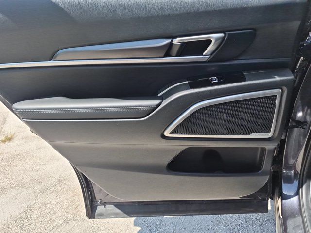 2025 Kia Telluride S - Photo 27