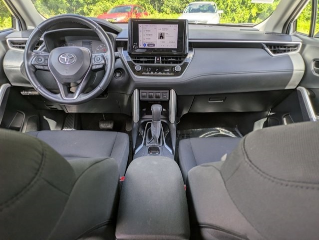 Thumbnail: 2024 Toyota Corolla Cross - 25