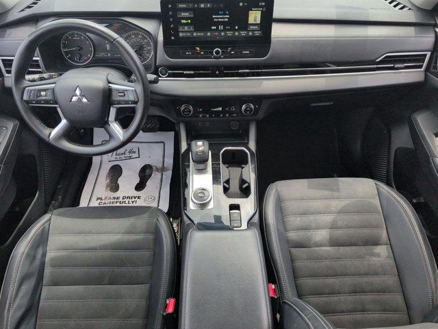 Thumbnail: 2025 Mitsubishi Outlander - 26