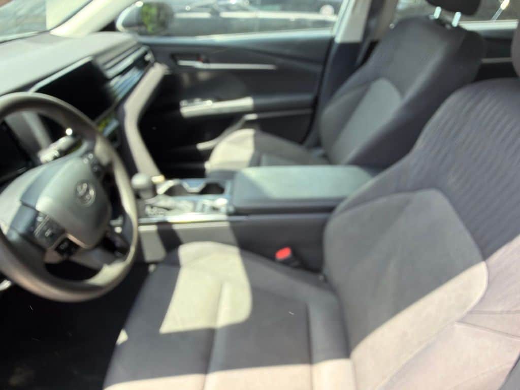 Thumbnail: 2025 Toyota Camry - 3