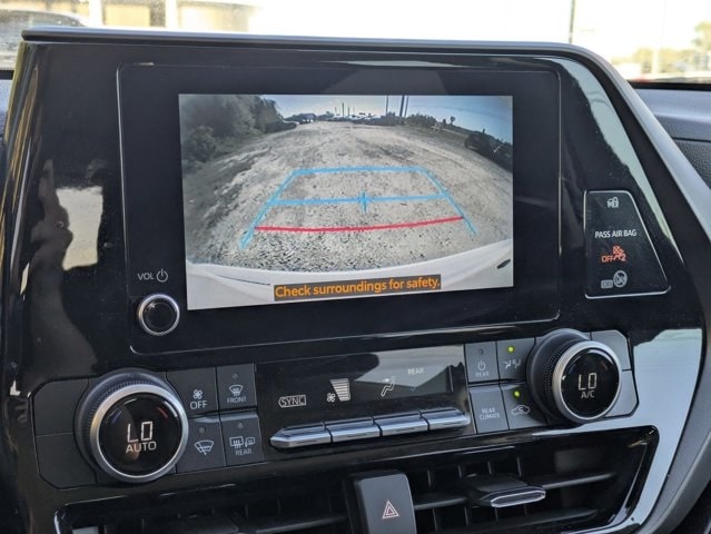 Thumbnail: 2024 Toyota Highlander - 9