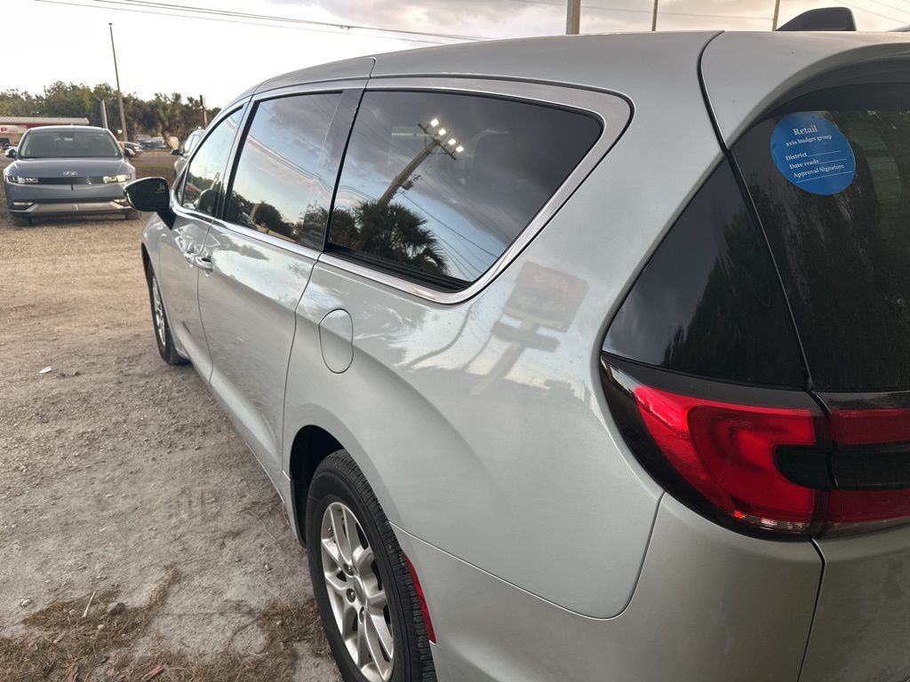 Thumbnail: 2024 Chrysler Pacifica - 2