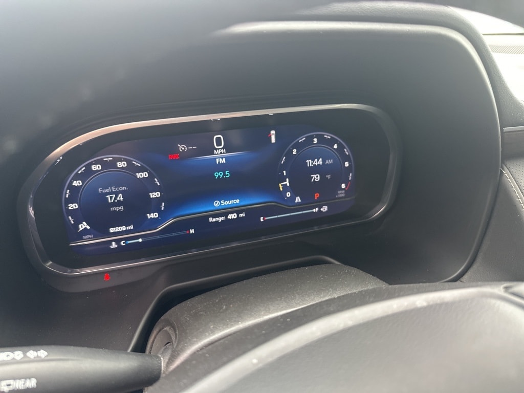 Thumbnail: 2023 Chevrolet Suburban - 8