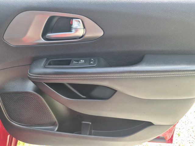 Thumbnail: 2025 Chrysler Pacifica - 33