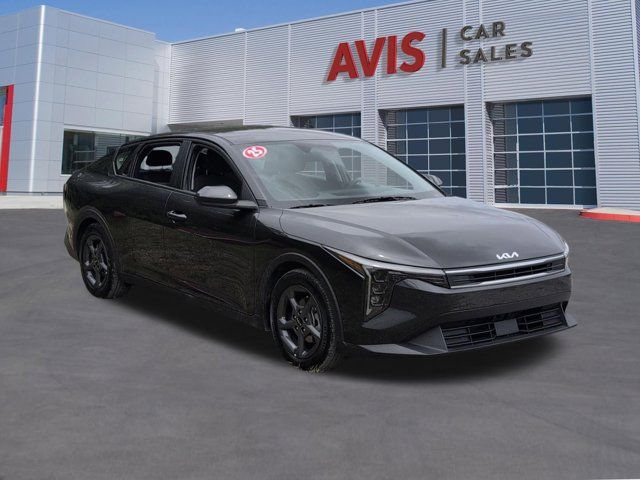 Thumbnail: 2025 Kia K4 - 3
