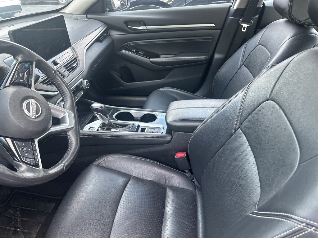 2023 Nissan Altima 2.5 SL photo 2