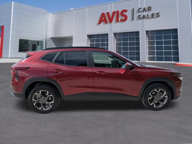 Thumbnail: 2024 Chevrolet Trax - 5