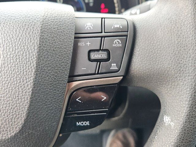 Thumbnail: 2025 Toyota Camry - 21