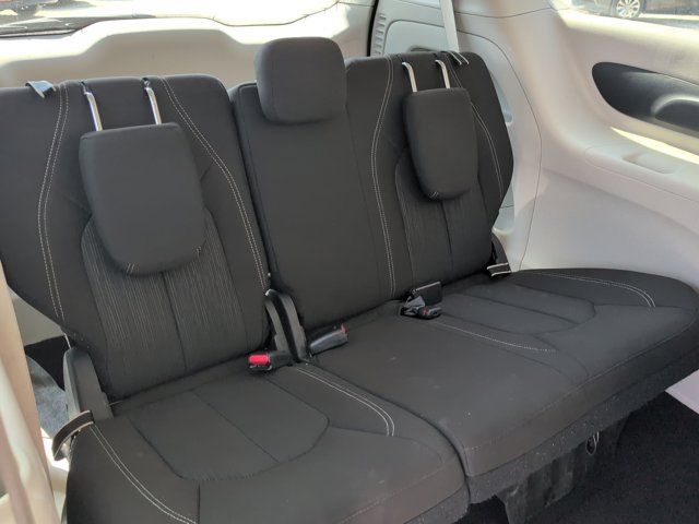 Thumbnail: 2024 Chrysler Voyager - 28