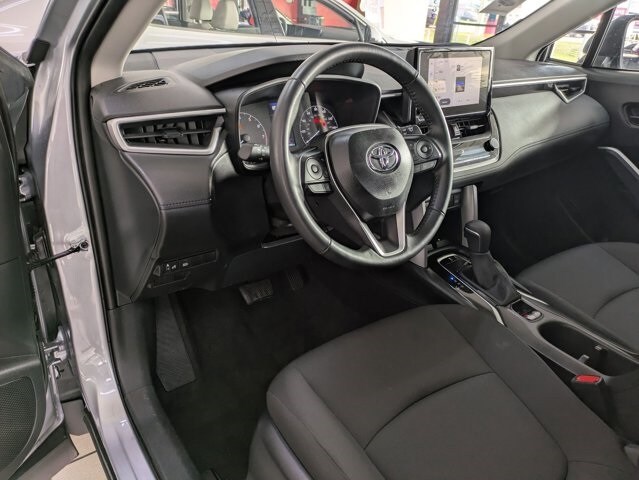 Thumbnail: 2025 Toyota Corolla Cross - 11