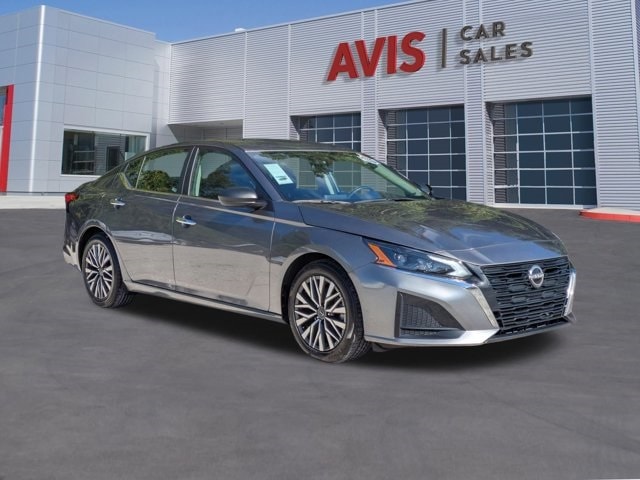 Thumbnail: 2024 Nissan Altima - 3