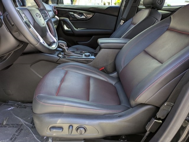 Thumbnail: 2025 Chevrolet Blazer - 21