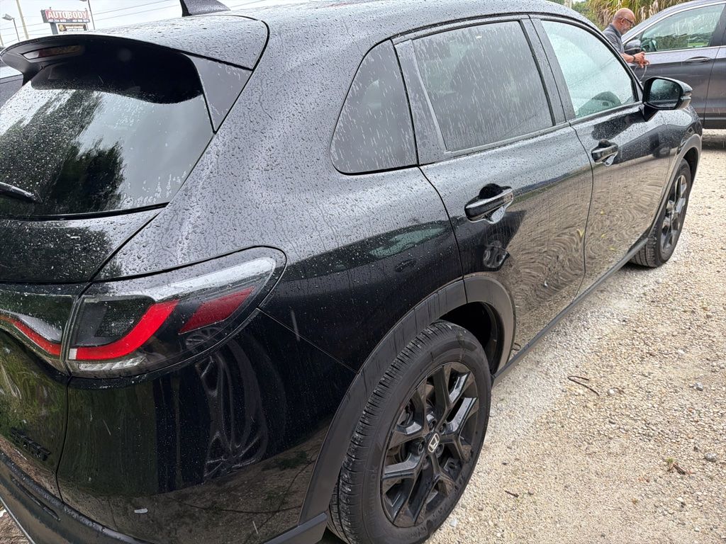 Thumbnail: 2025 Honda HR-V - 8