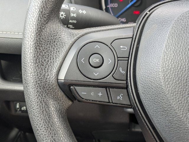 Thumbnail: 2025 Toyota RAV4 - 16