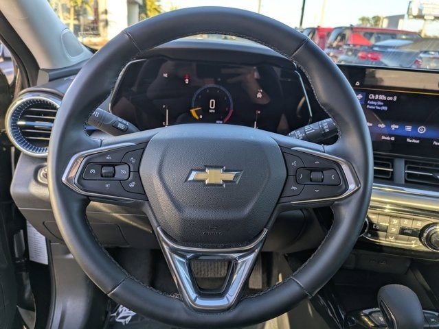 Thumbnail: 2025 Chevrolet Trax - 15