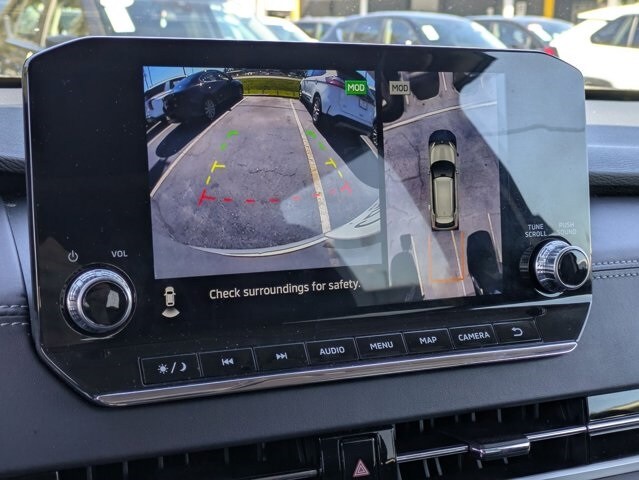 Thumbnail: 2024 Mitsubishi Outlander - 15