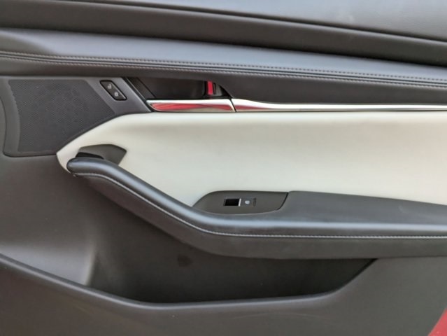 Thumbnail: 2025 Mazda Mazda3 - 32