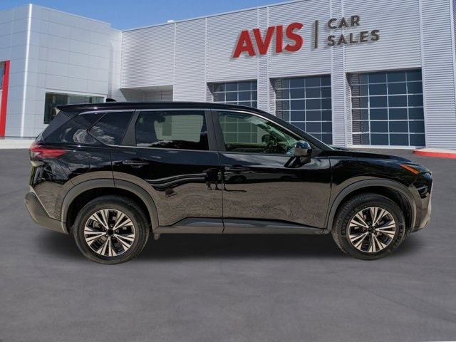 2023 Nissan Rogue SV 4