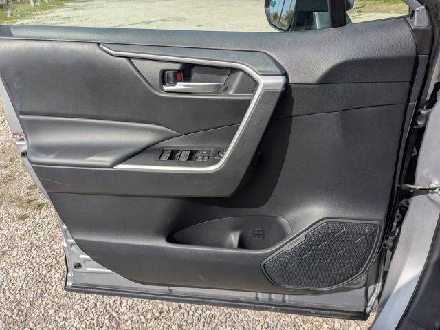 Thumbnail: 2025 Toyota RAV4 - 11