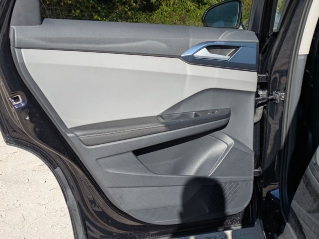 Thumbnail: 2024 Volkswagen Taos - 20