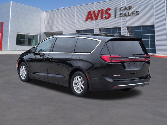 Thumbnail: 2024 Chrysler Pacifica - 9