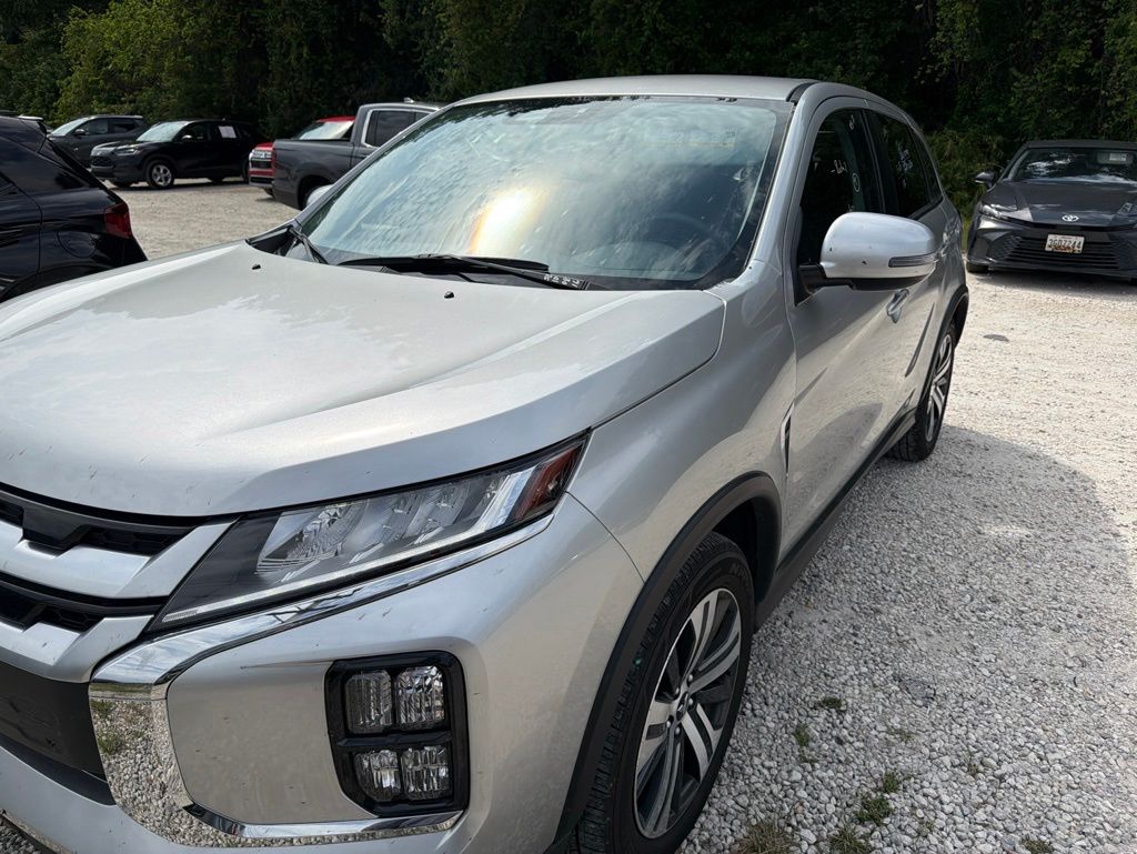 2025 Mitsubishi Outlander Sport 2.0 SE AWC CVT's photo