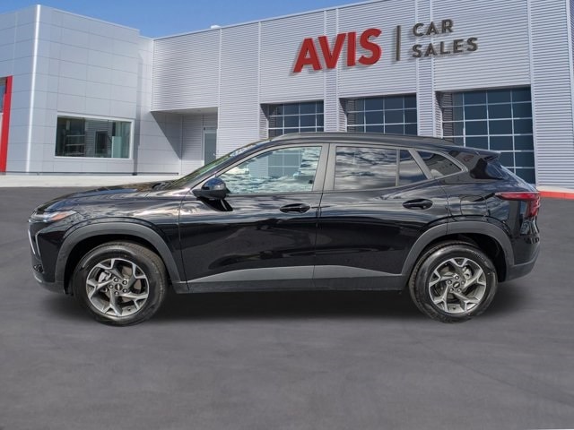 Thumbnail: 2025 Chevrolet Trax - 10