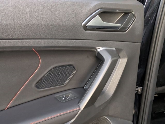 Thumbnail: 2024 Volkswagen Tiguan - 21