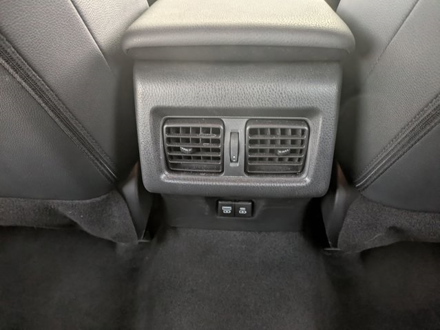 Thumbnail: 2025 Toyota Camry - 25