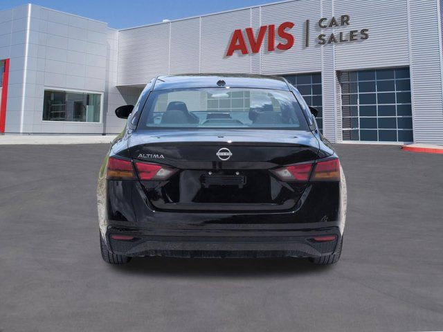 Thumbnail: 2025 Nissan Altima - 7
