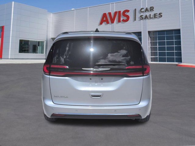 Thumbnail: 2024 Chrysler Pacifica - 7