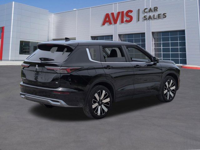 Thumbnail: 2025 Mitsubishi Outlander - 6