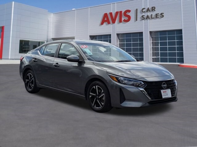 2024 Nissan Sentra SV photo 3