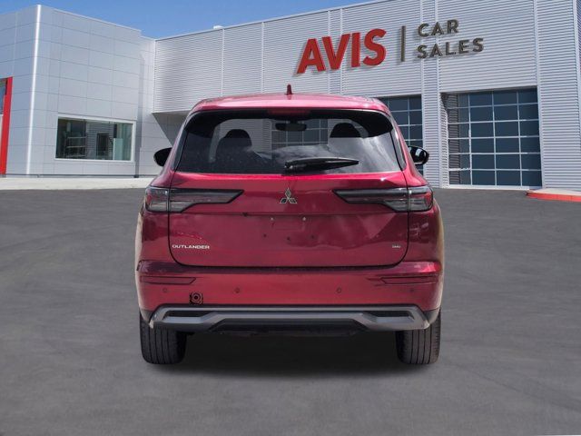 Thumbnail: 2025 Mitsubishi Outlander - 7