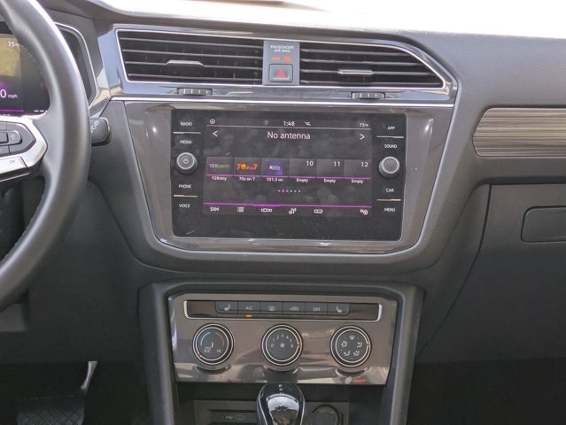 Thumbnail: 2024 Volkswagen Tiguan - 10